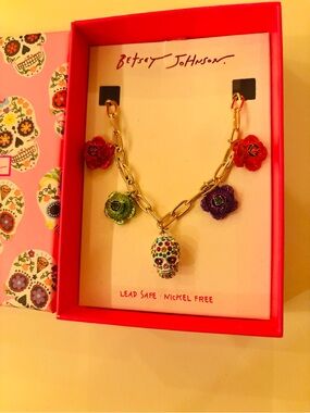 NWT Betsey Johnson Multicolor Floral Skull Charm Necklace - Gold Chain